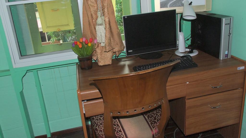 Panida Suite Hotel Bangkok Luaran gambar
